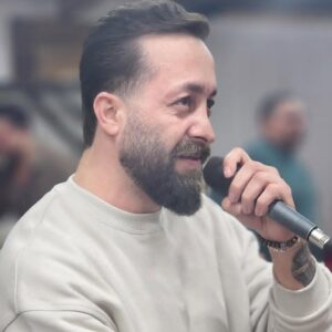 دانلود ریمیکس ناصر عباسی عاشقی نکنین عاشقی بده دانلود ریمیکس ناصر عباسی عاشقی نکنین عاشقی بده
